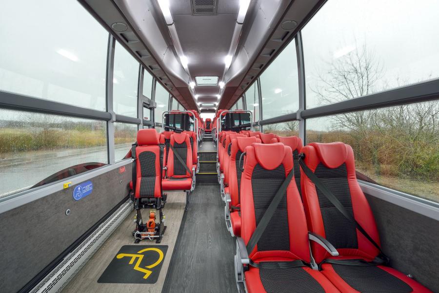 Интерьер Plaxton Panther LE Volvo B8RLE 2018 года  (фото 3 из 16)